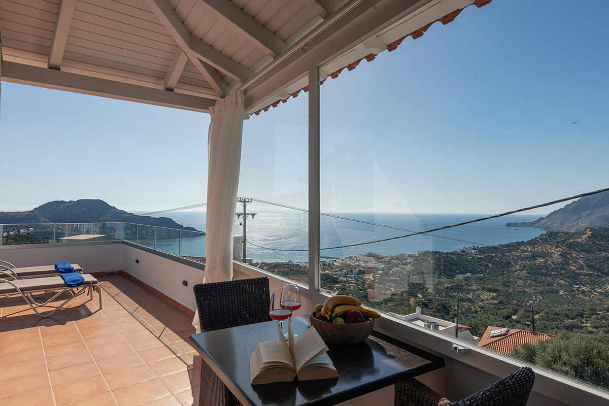 Enjoy the amazing sea view from the balcony under the pergola