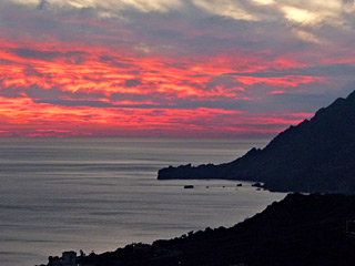 Winterurlaub auf Kreta - Erstaunliche Winter-Sonnenuntergang-Blick von AnnaView Apartments